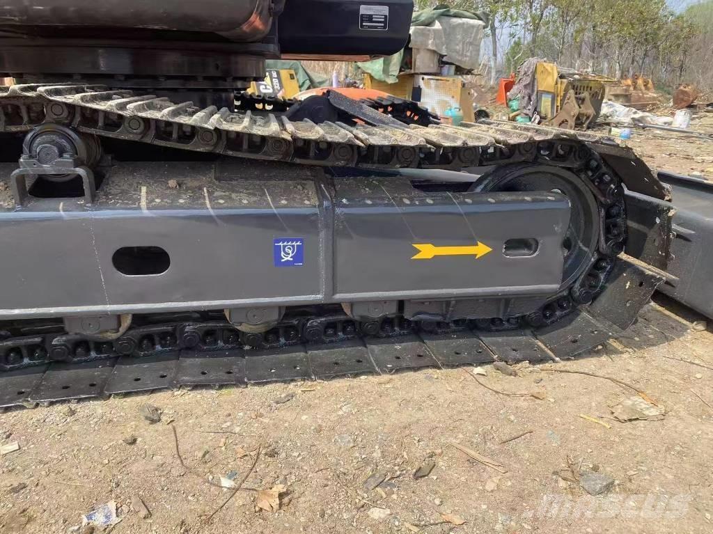 Doosan DX 75-9 C 中型挖掘机