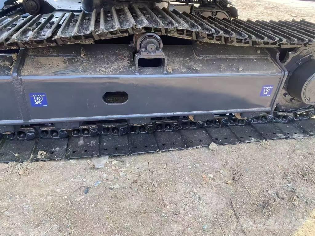 Doosan DX 75-9 C 中型挖掘机