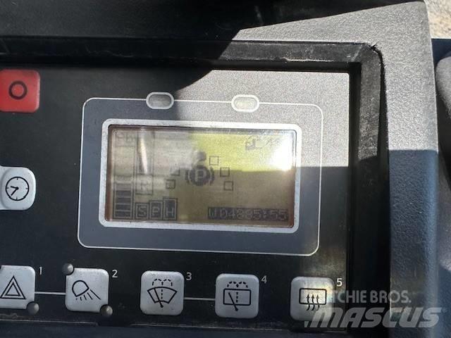 Toyota 8 FBEK 16 T 电动叉车