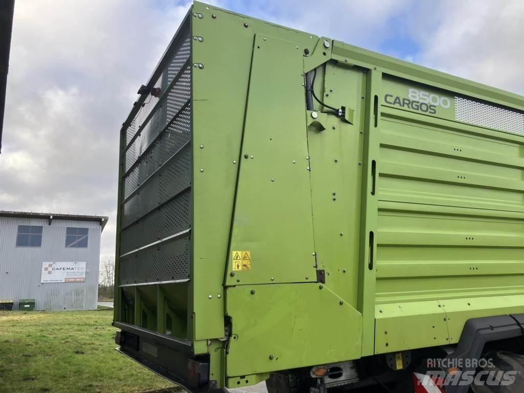 CLAAS CARGOS 8500 自动装载拖车