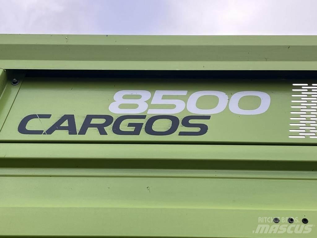 CLAAS CARGOS 8500 自动装载拖车