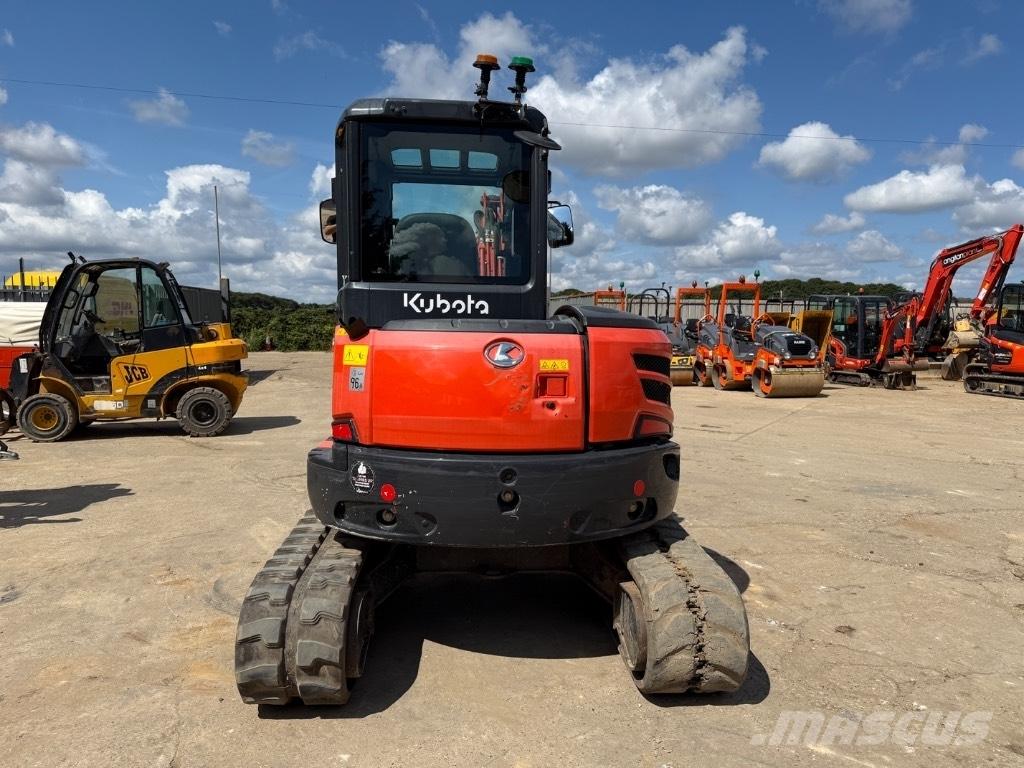 Kubota U 48 小型挖掘机
