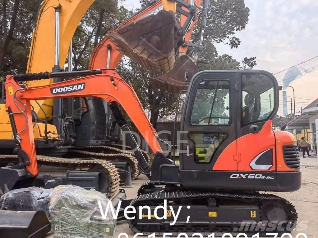 Doosan DX 60 小型挖掘机