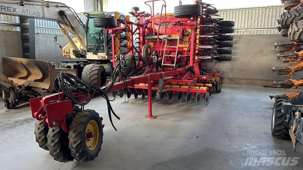 Väderstad RapidA600S 条播机