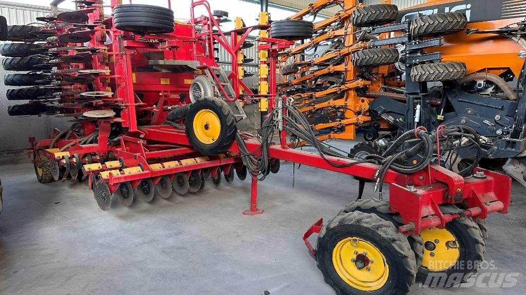 Väderstad RapidA600S 条播机