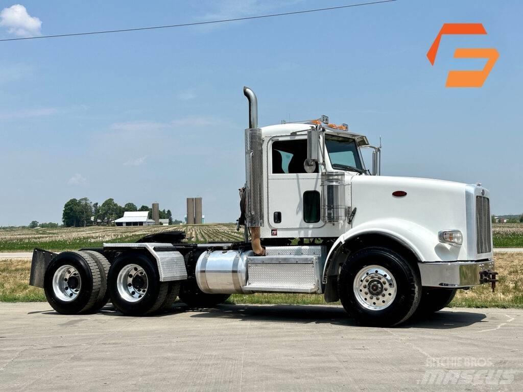 Peterbilt 367 牵引车