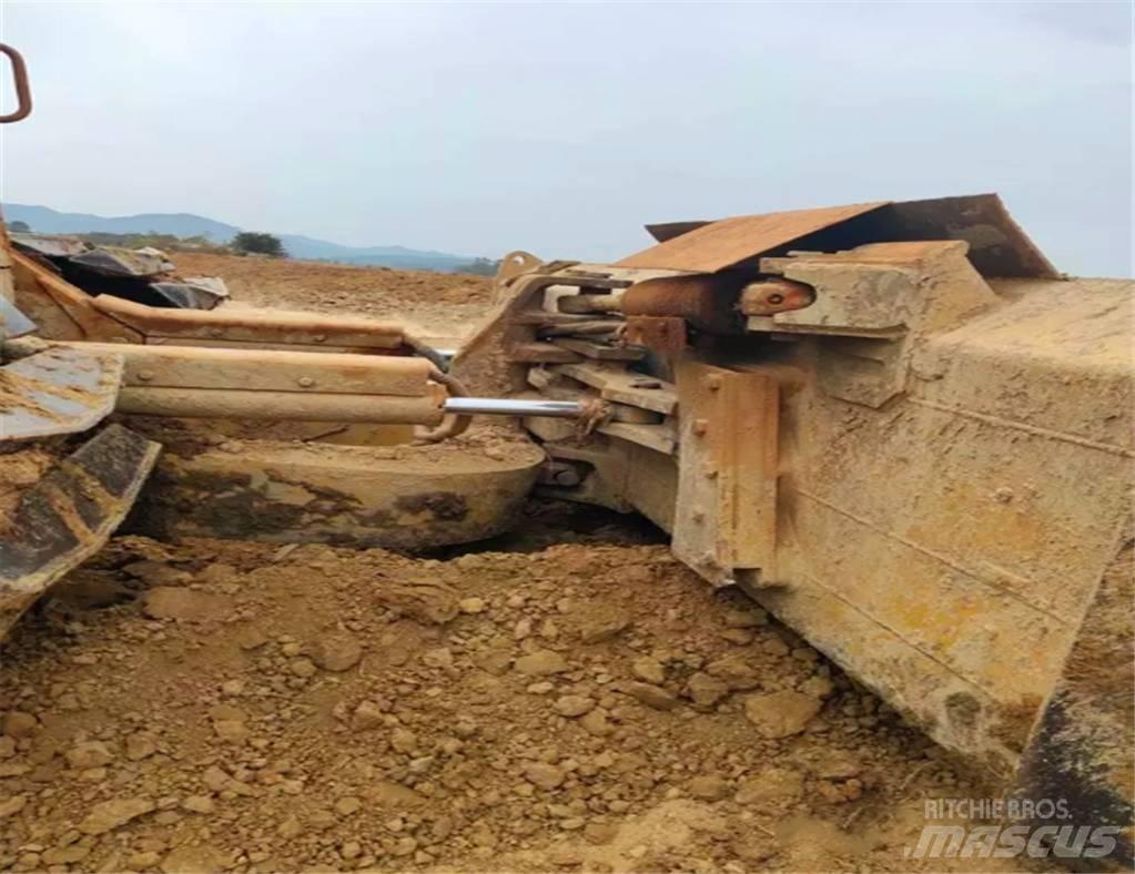 CAT D 6 N 履带式推土机