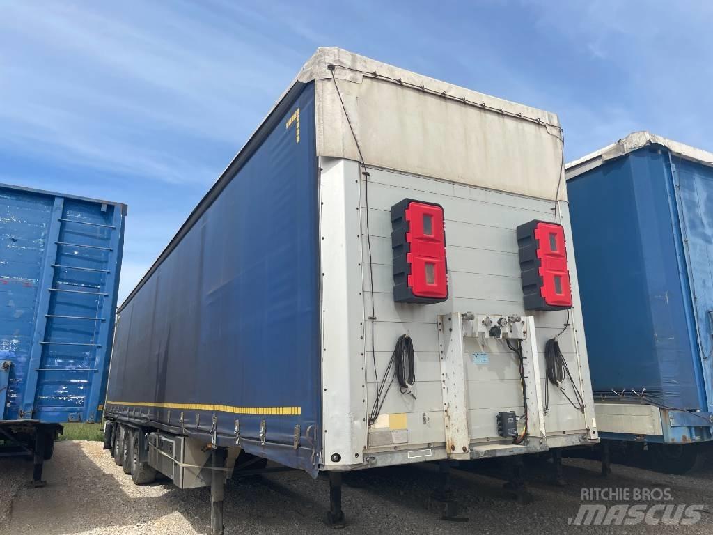 Schmitz S 01 半挂厢式车