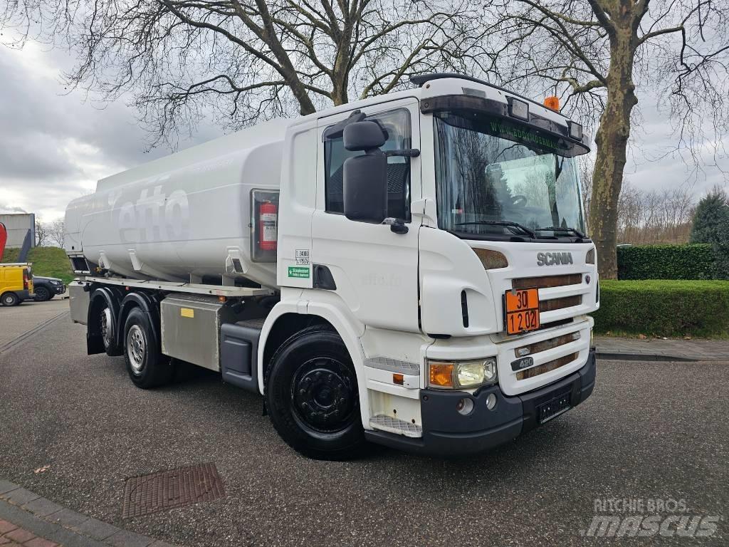 Scania P420 6x2*4 油罐车