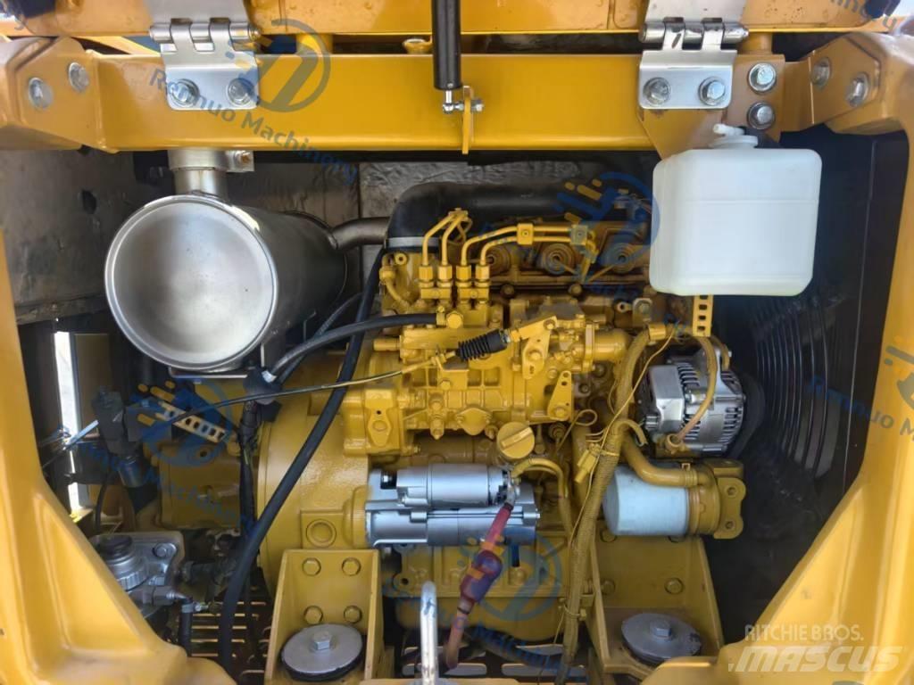 CAT 306E2 小型挖掘机