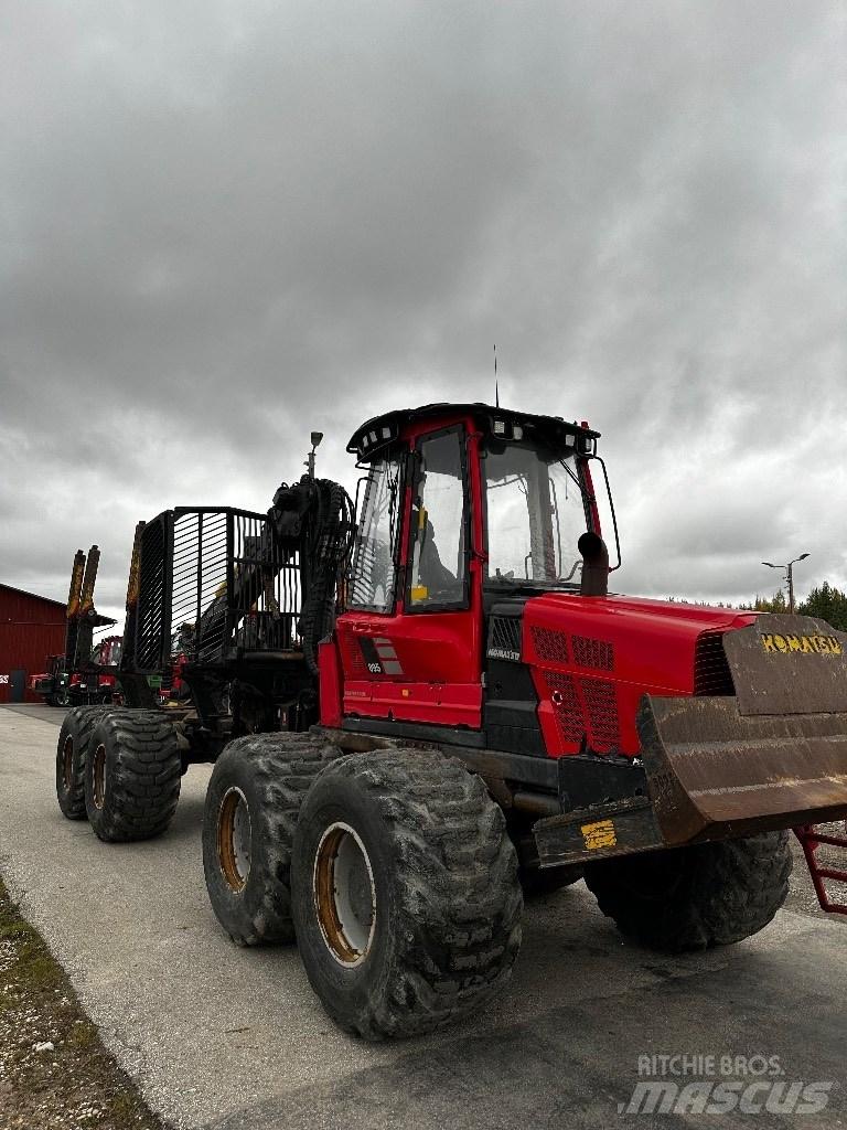 Komatsu 895 集运机