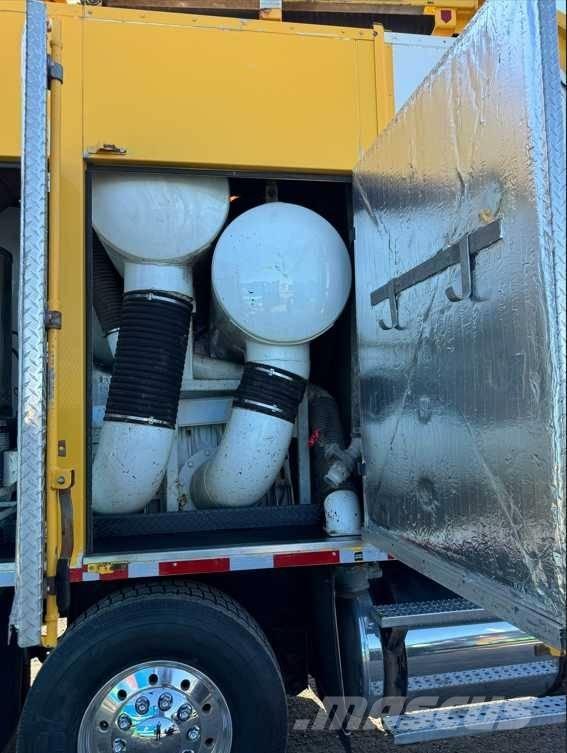 Western Star 4900 组合/真空油槽车