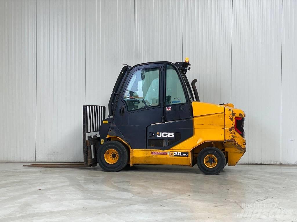 JCB TLT30-19D-2WD 柴油叉车