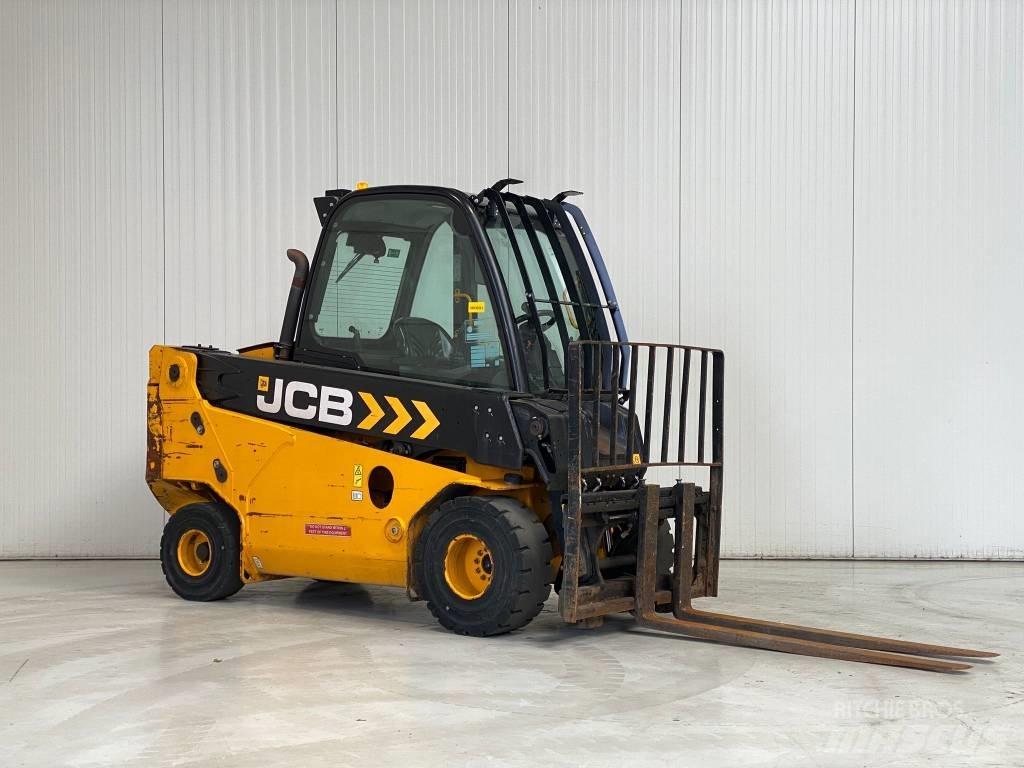 JCB TLT30-19D-2WD 柴油叉车