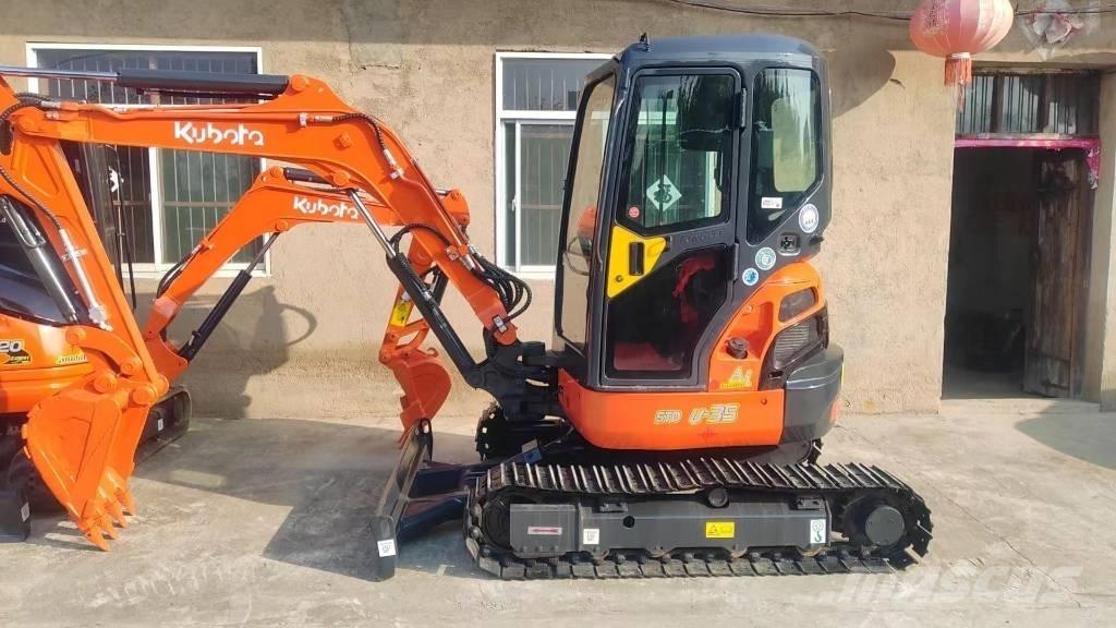 Kubota U 35 小型挖掘机