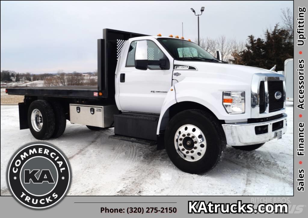 Ford F 650 平板栏板货车