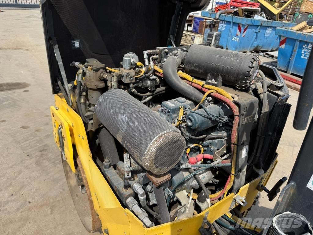 Bomag BW 100 AC-5 复合式压路机