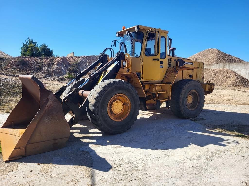  Cargadora volvo L90 小型装载机
