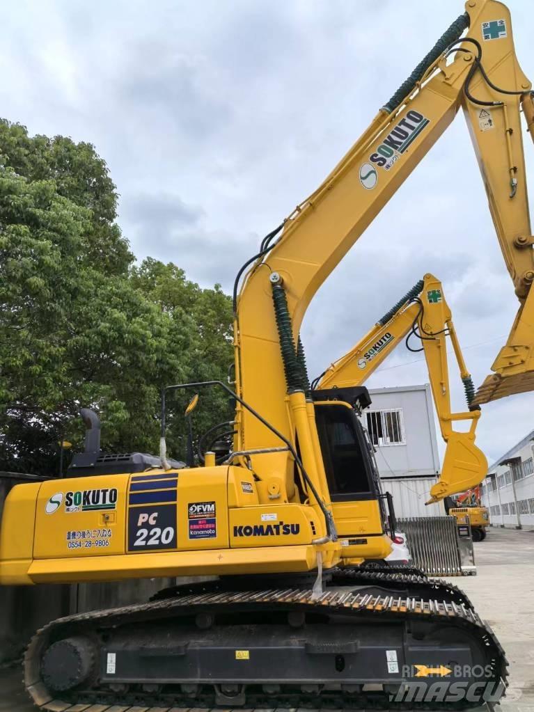 Komatsu PC 220-8 履带挖掘机