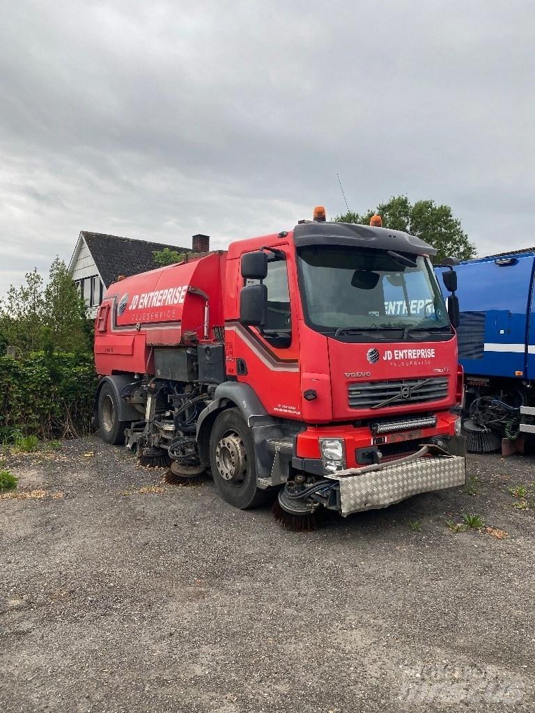 Volvo FL 240 道路清扫车