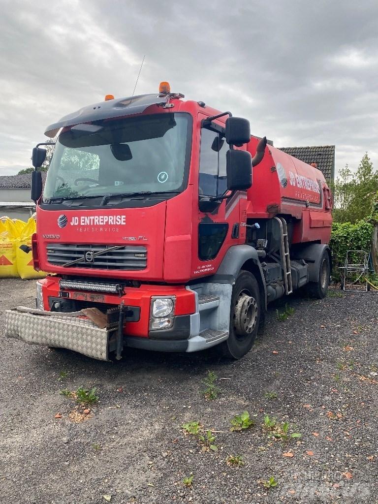 Volvo FL 240 道路清扫车