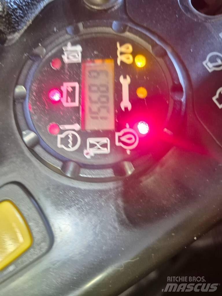 John Deere Z 994 R 骑乘式割草机
