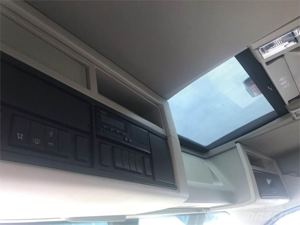 Volvo FM 420 6X2 平板车