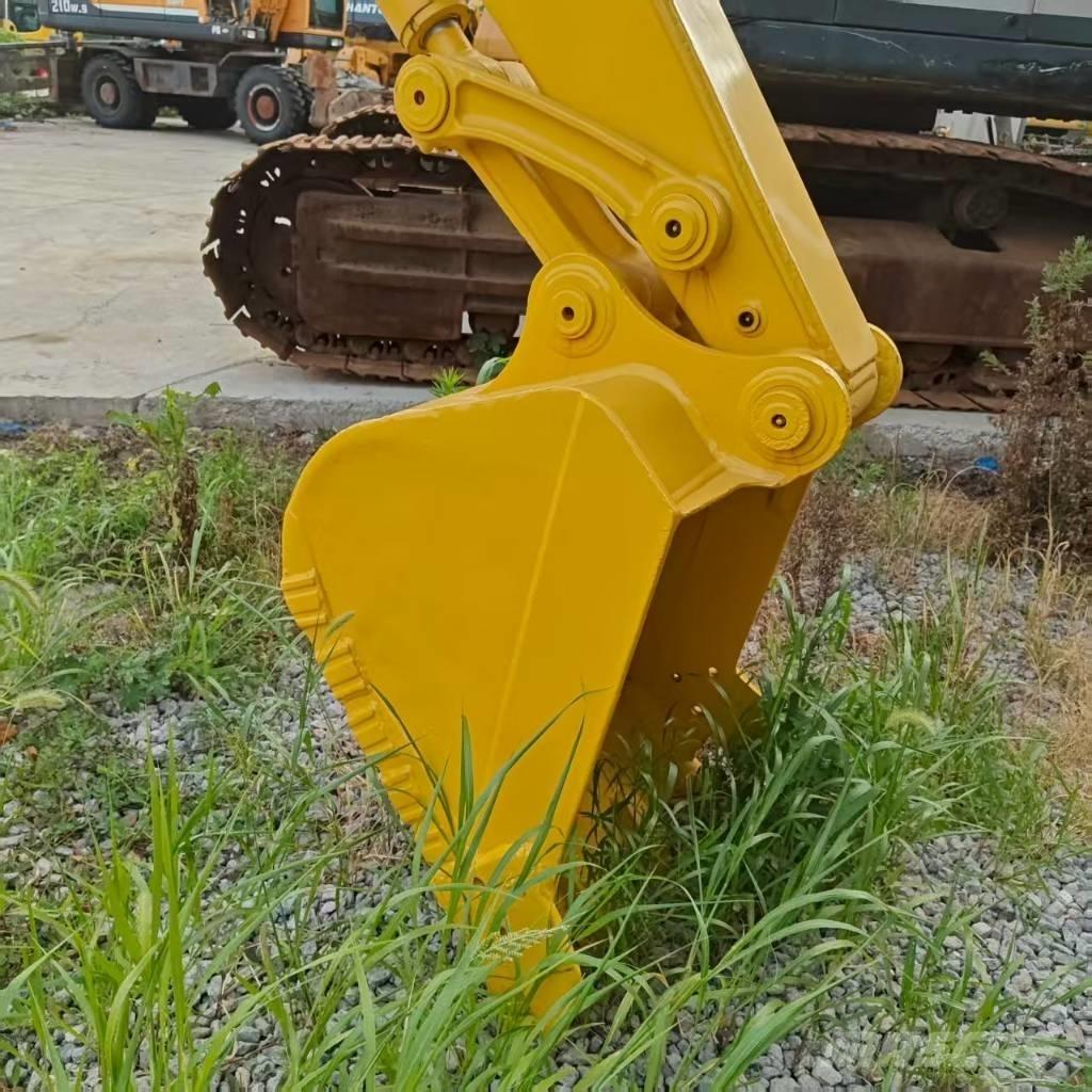 Komatsu PC 78 US 小型挖掘机