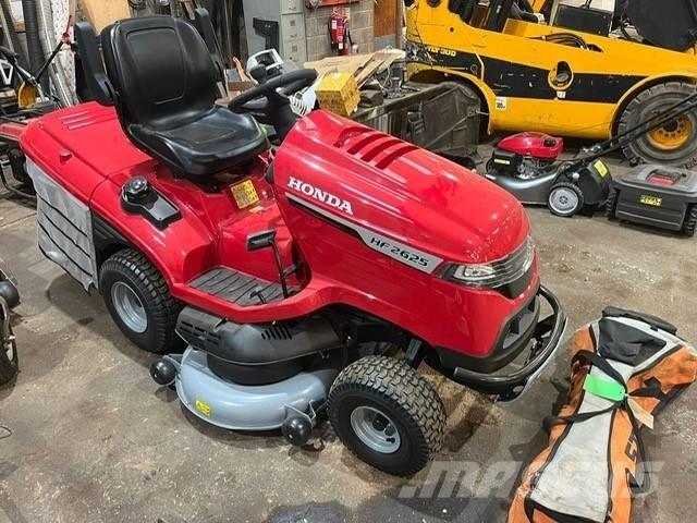 Honda HF2625 骑乘式割草机