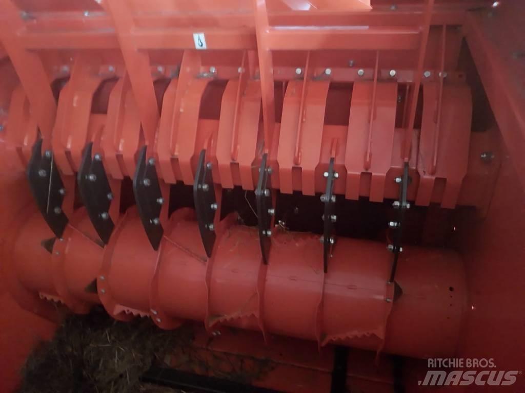 Kubota BC 1300 PRO 拆捆机/剪钳机/开卷机