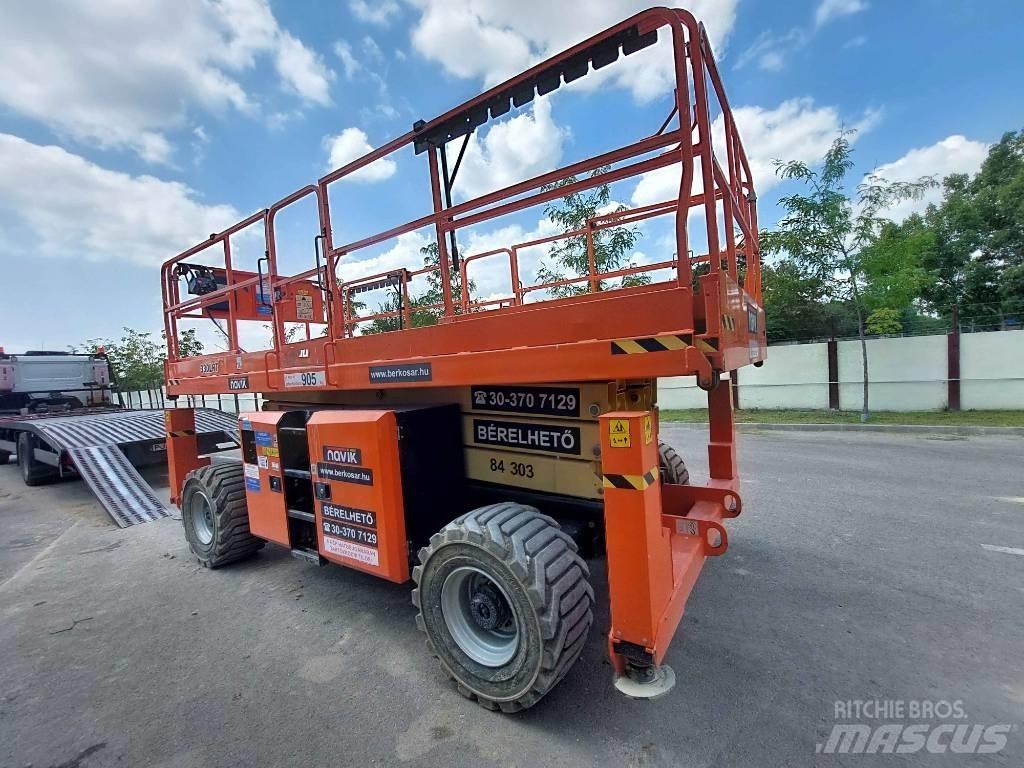 JLG 330 LRT 剪叉式升降机