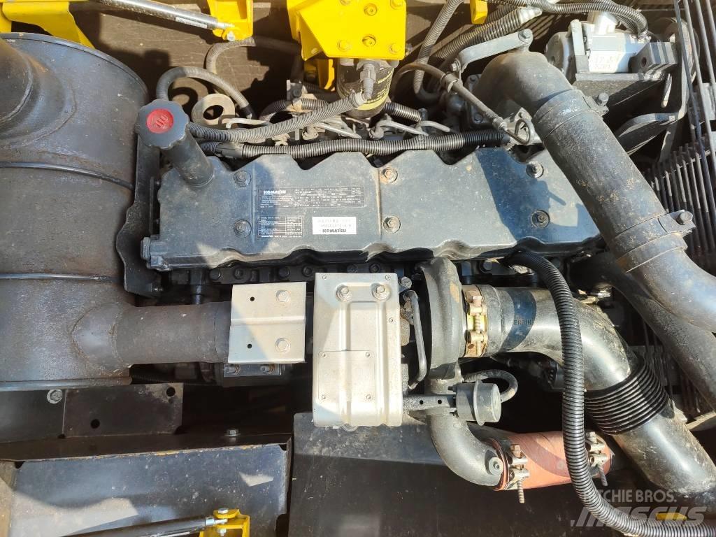 Komatsu PC 220 LC-8 履带挖掘机