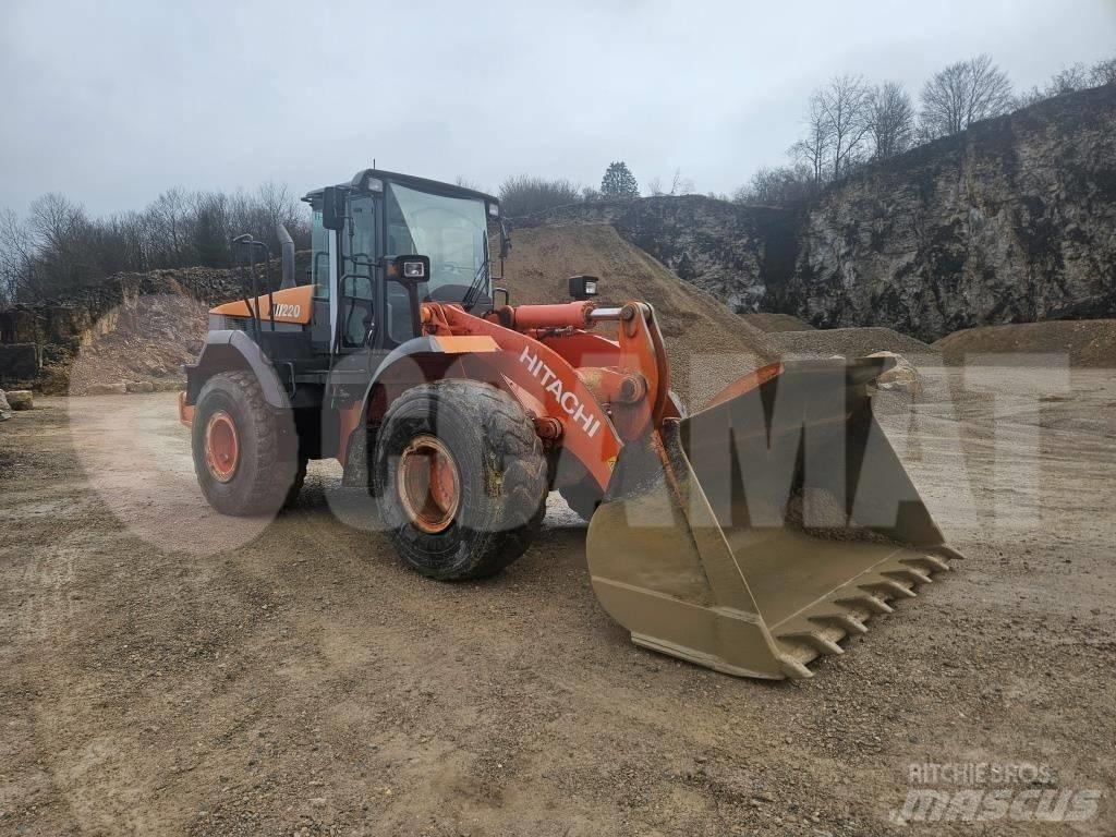Hitachi ZW 220 轮式装载机