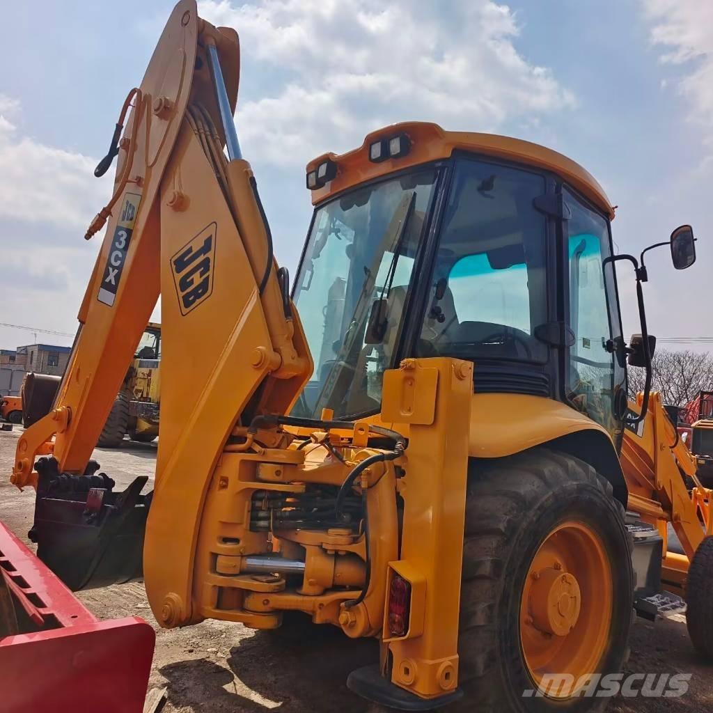 JCB 3 CX 反铲装载机
