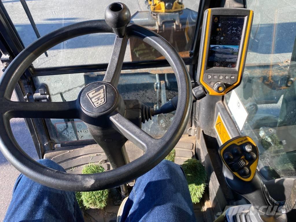 JCB JS145W T4i 轮式挖掘机