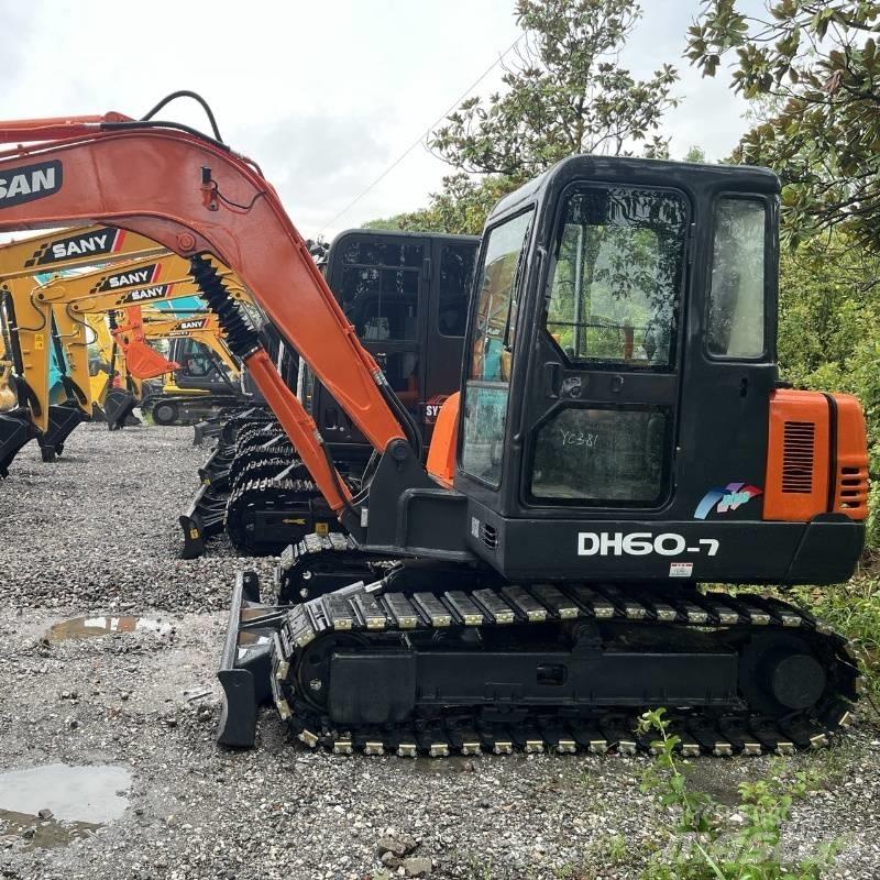 Doosan DH 60 小型挖掘机