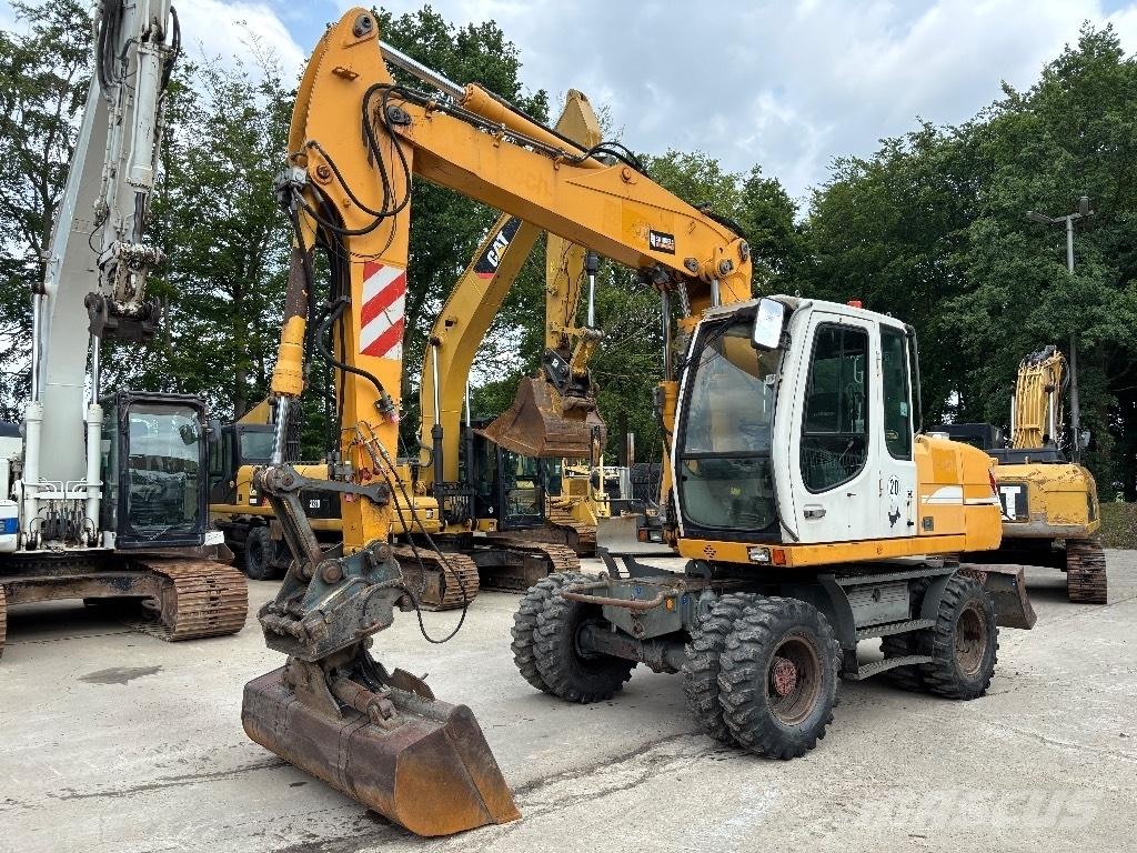 Liebherr A316 轮式挖掘机