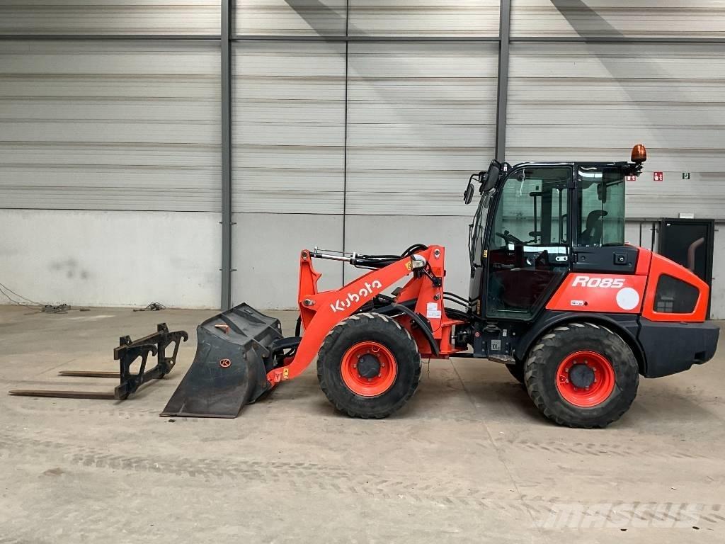 Kubota R 085 轮式装载机