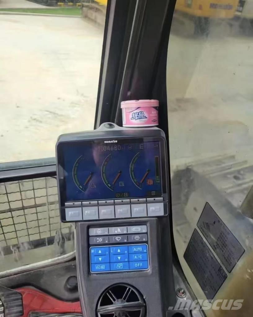 Komatsu PC 460-8 履带挖掘机