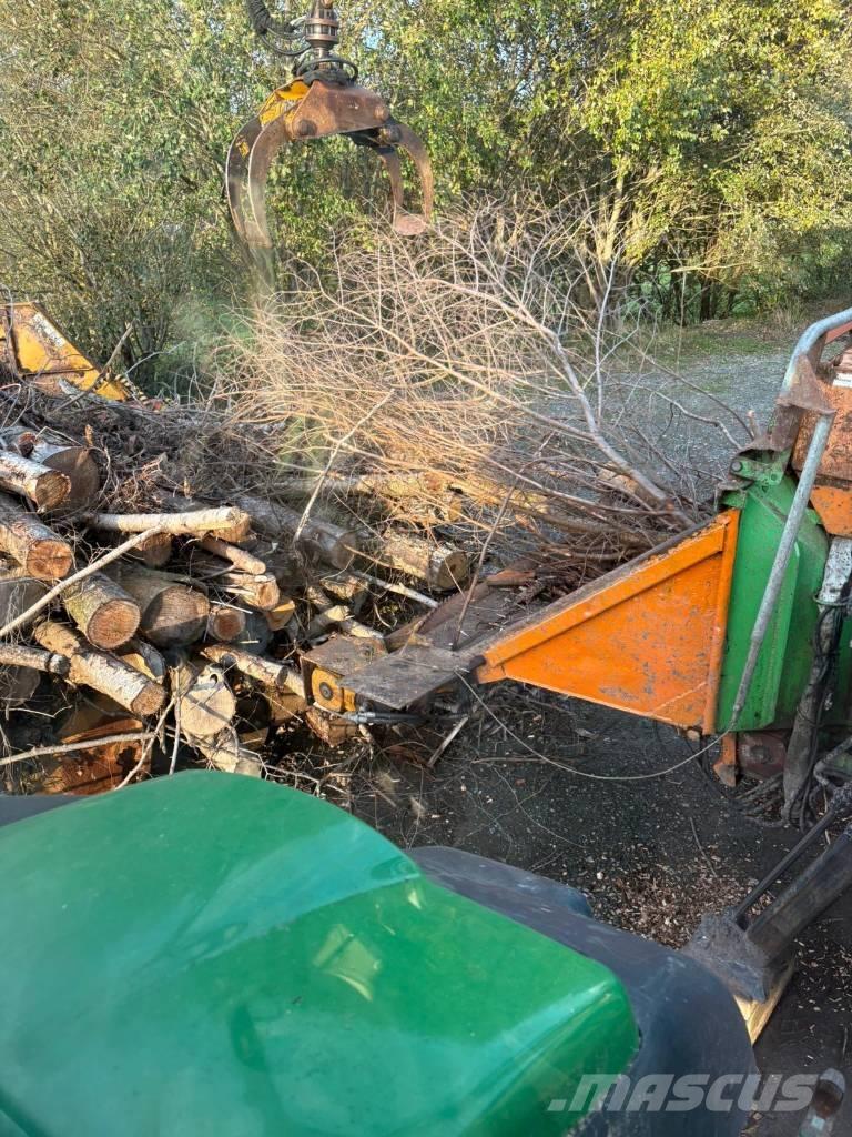 Heizohack HM 8-400 木材削片机