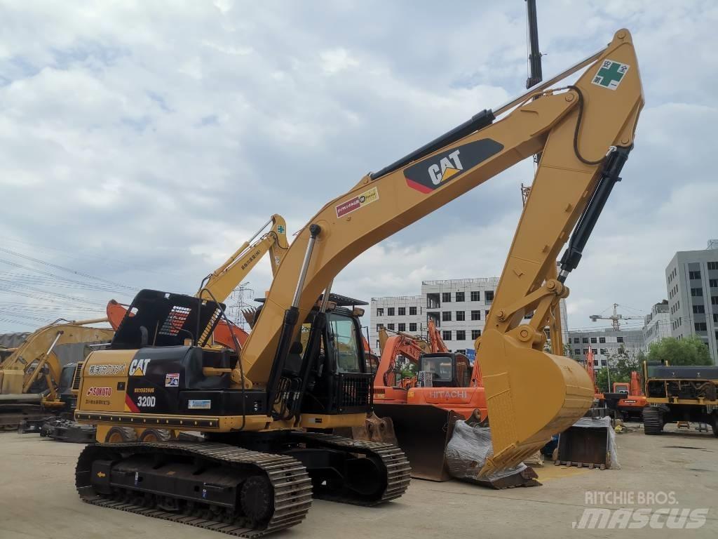CAT 320 D 履带挖掘机