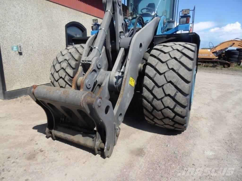 Volvo L 220 G 轮式装载机