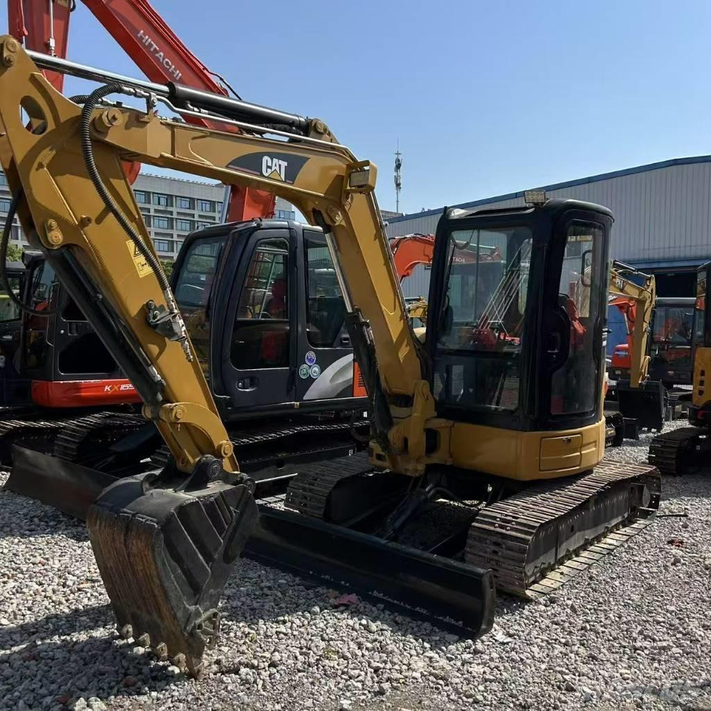 CAT 305 CR 履带挖掘机