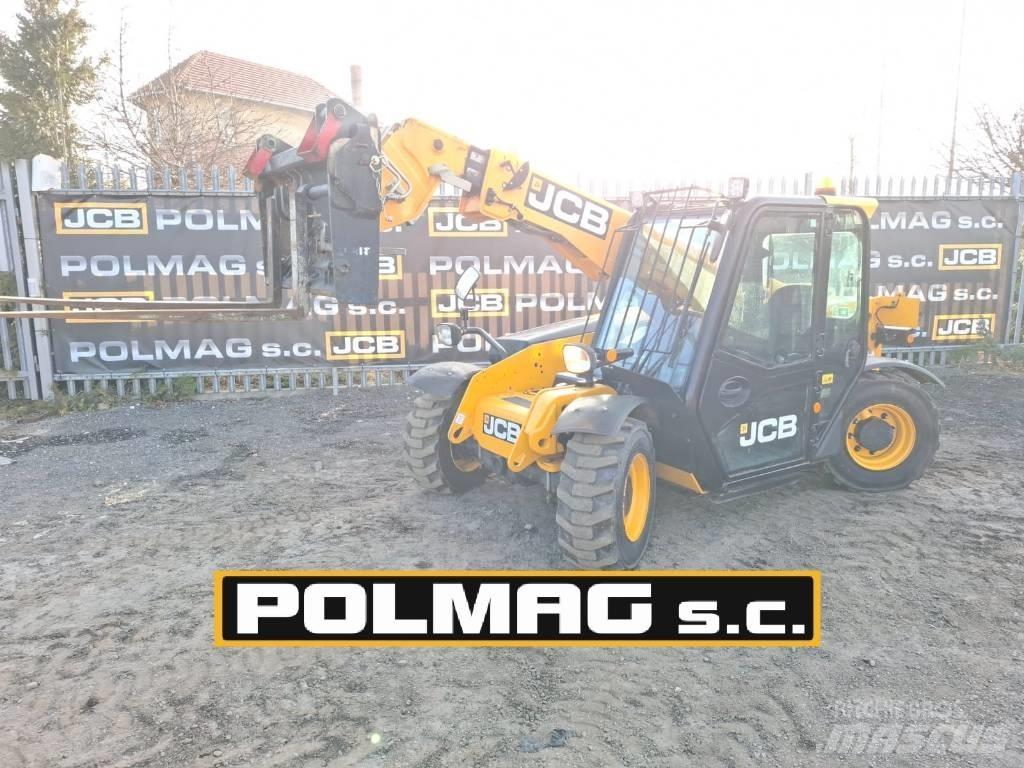 JCB 525-60 伸缩臂叉装车|叉装车