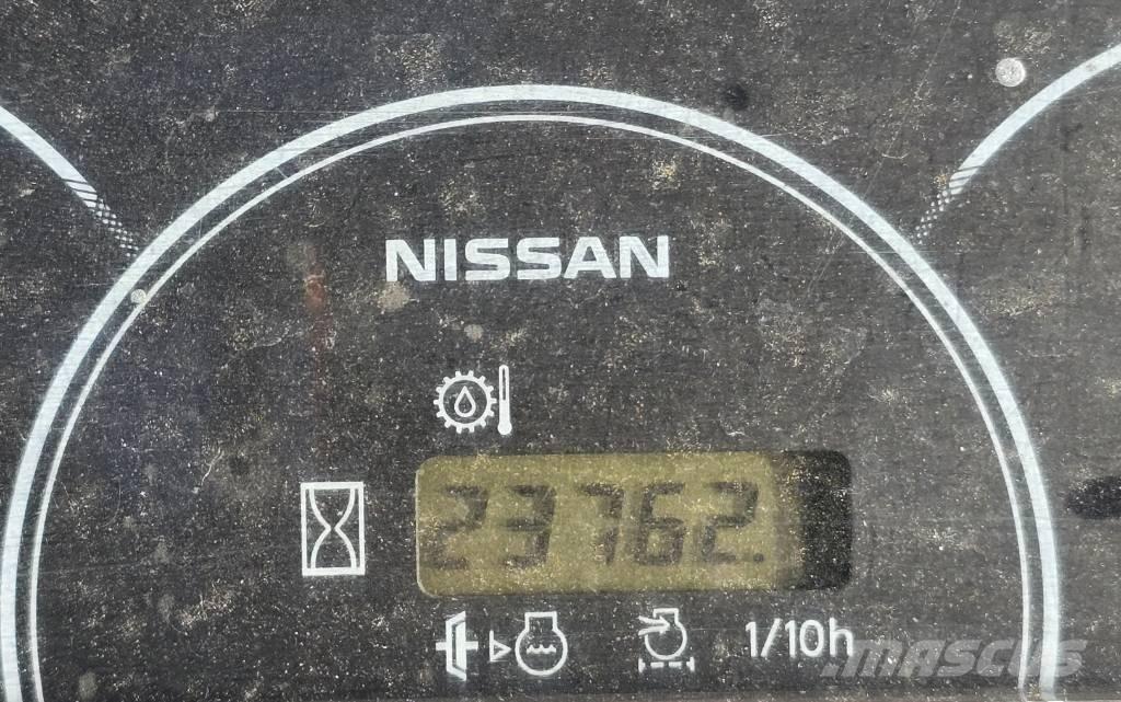 Nissan L01A15 天然气叉车