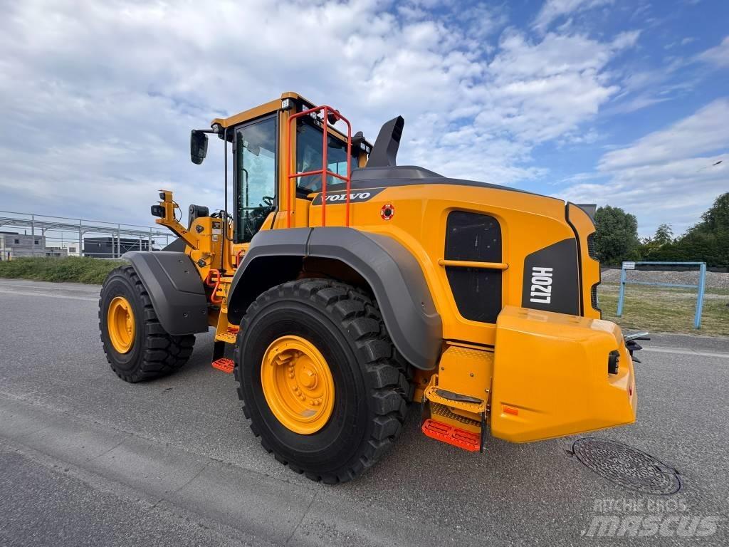 Volvo L 120 H2 轮式装载机