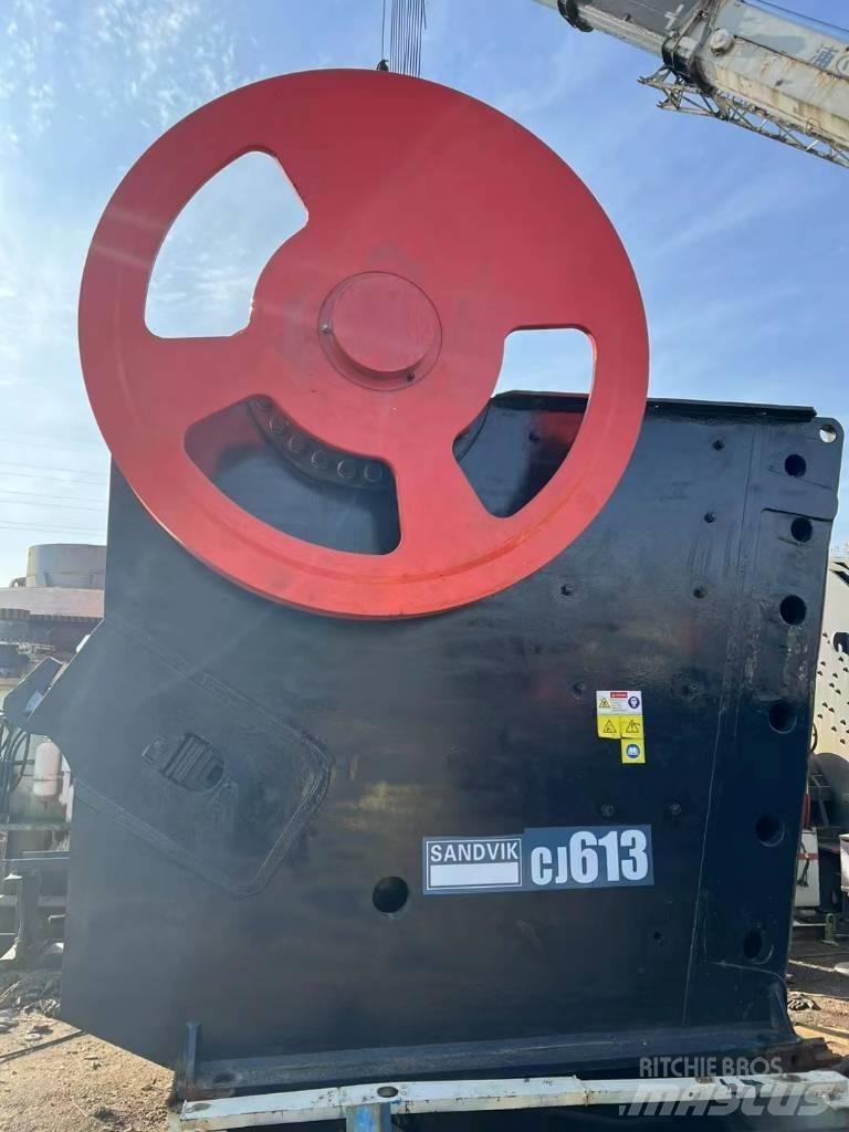 Sandvik CJ613 破碎机