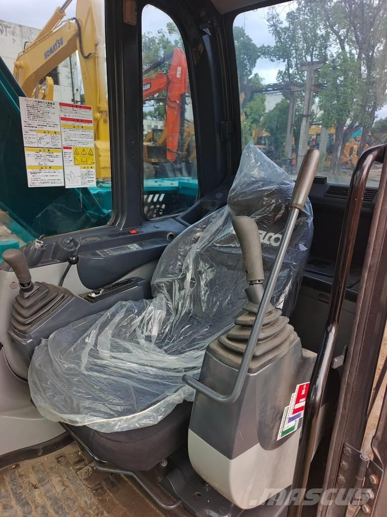 Kobelco SK 75 中型挖掘机