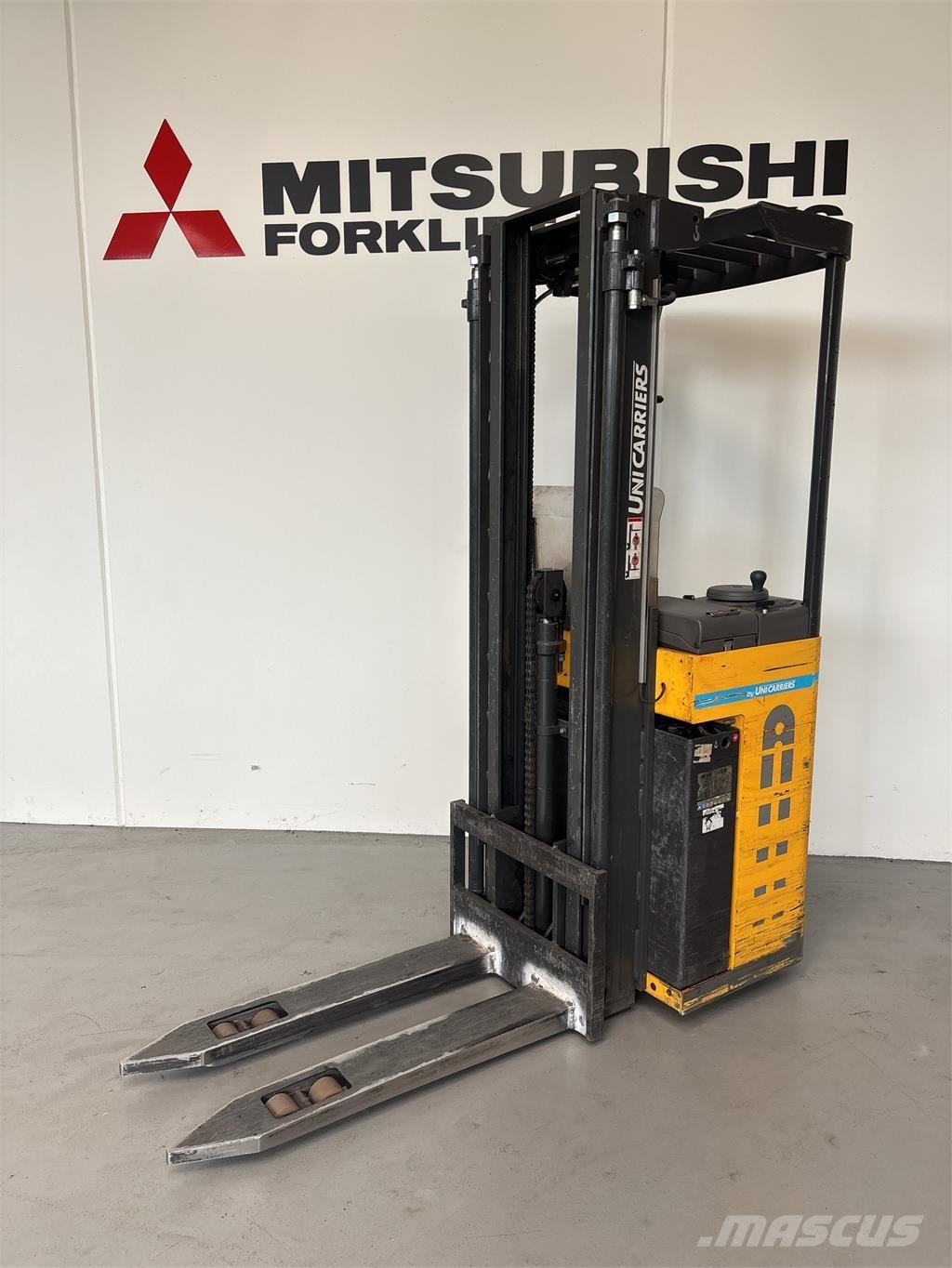 Atlet A160 行走式堆垛机