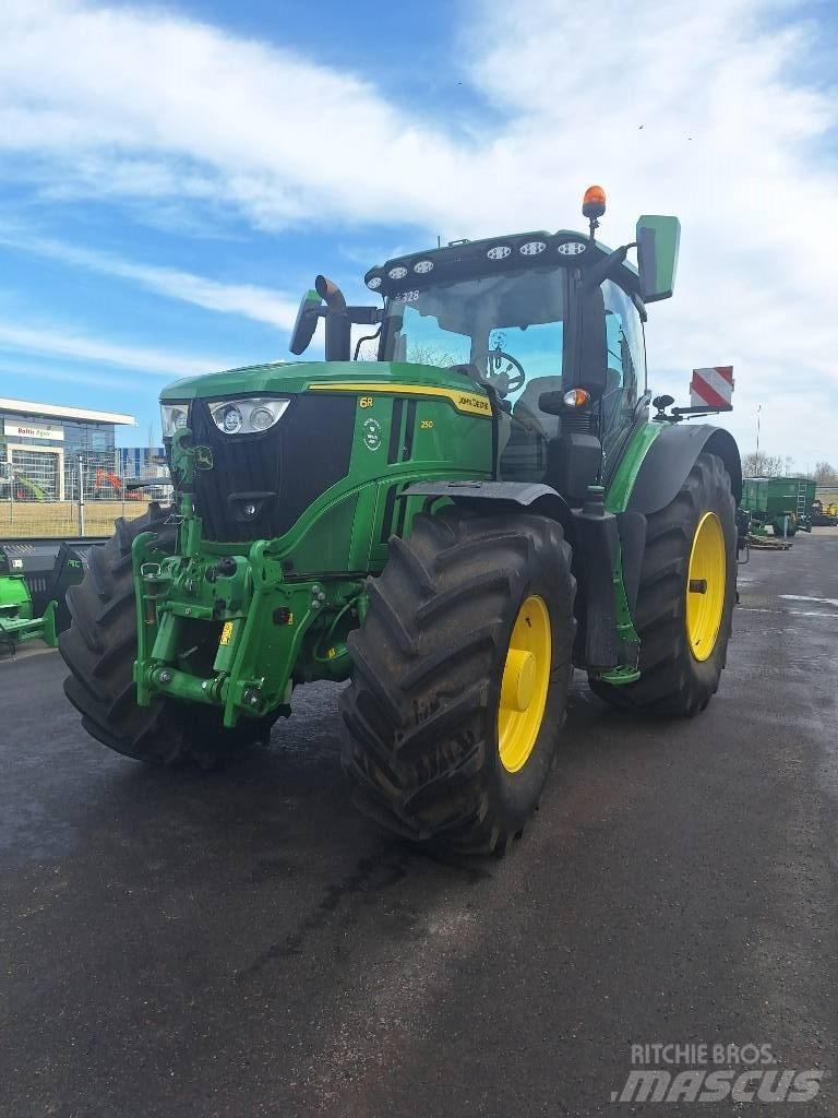 John Deere 6R250 拖拉机/农用车